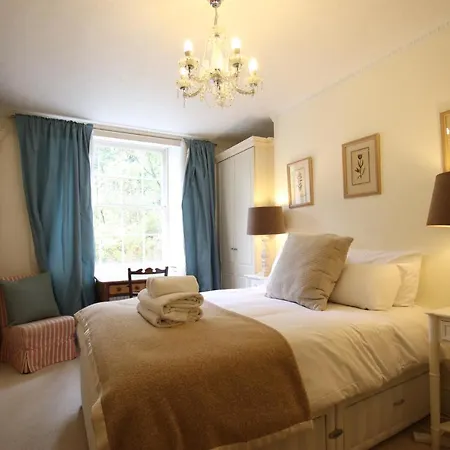 Apartment Charming & Spacious Georgian Garden Flat Bristol